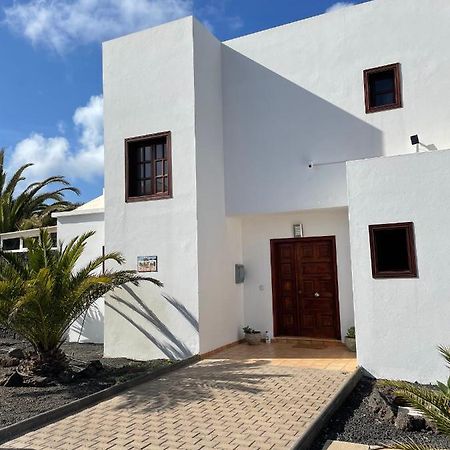 Villa Tropicana Playa Blanca  Bagian luar foto